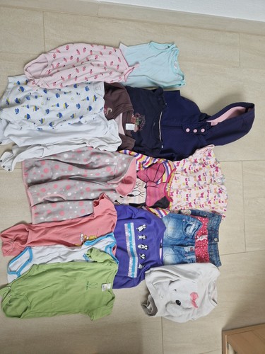 Kinderkleidung 104 - -,