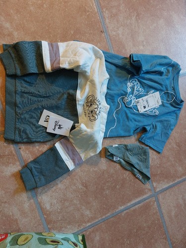 Div neue kinderkleidung mit - div.,